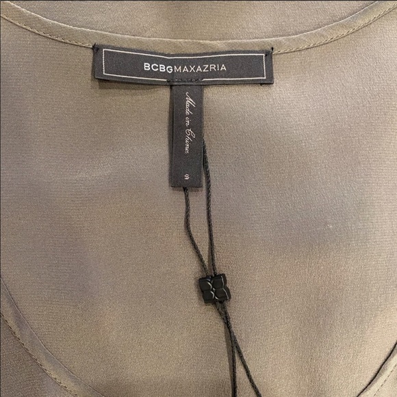 BUNDLE of 2 BCBG MAXAZRIA Tops - Picture 5 of 8